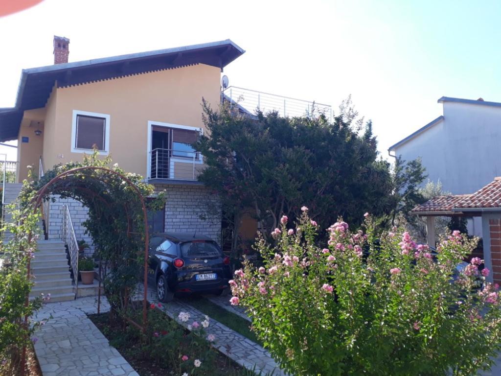 Apartments Nela PUY Exterior foto