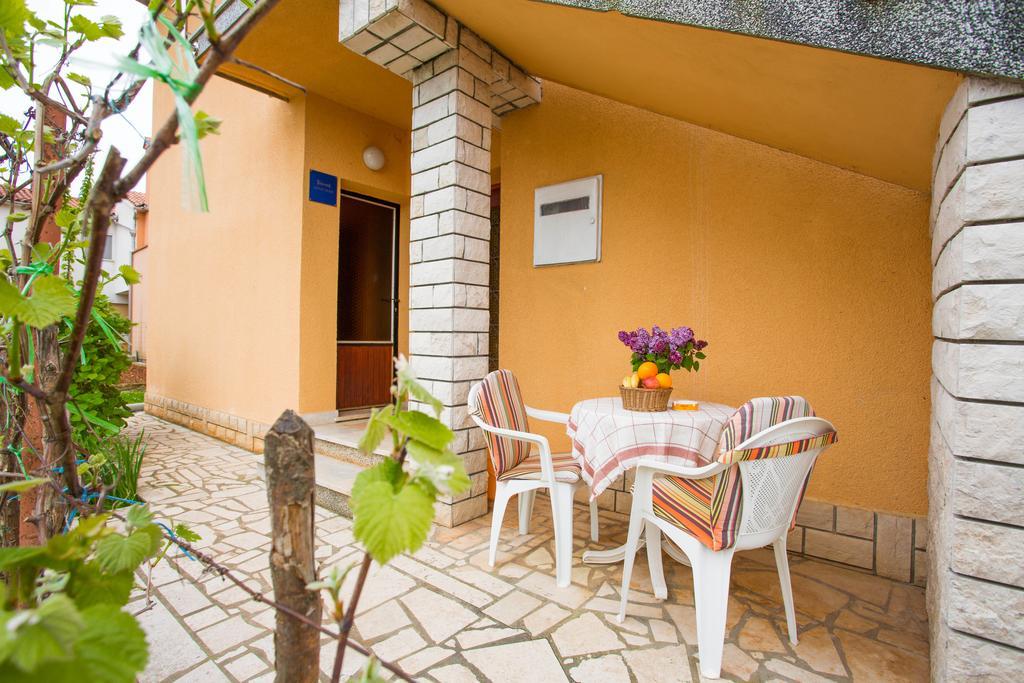 Apartments Nela PUY Exterior foto